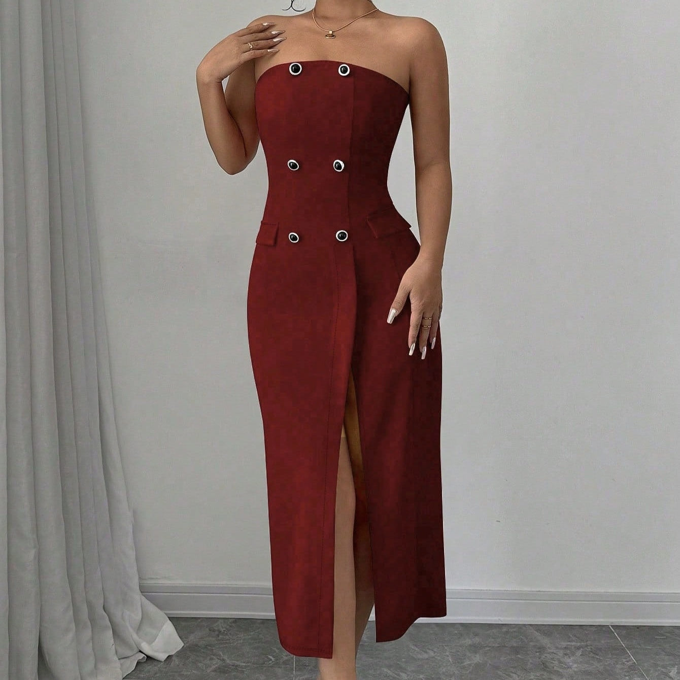 Slim-Fit Buttoned Sleeveless Dress