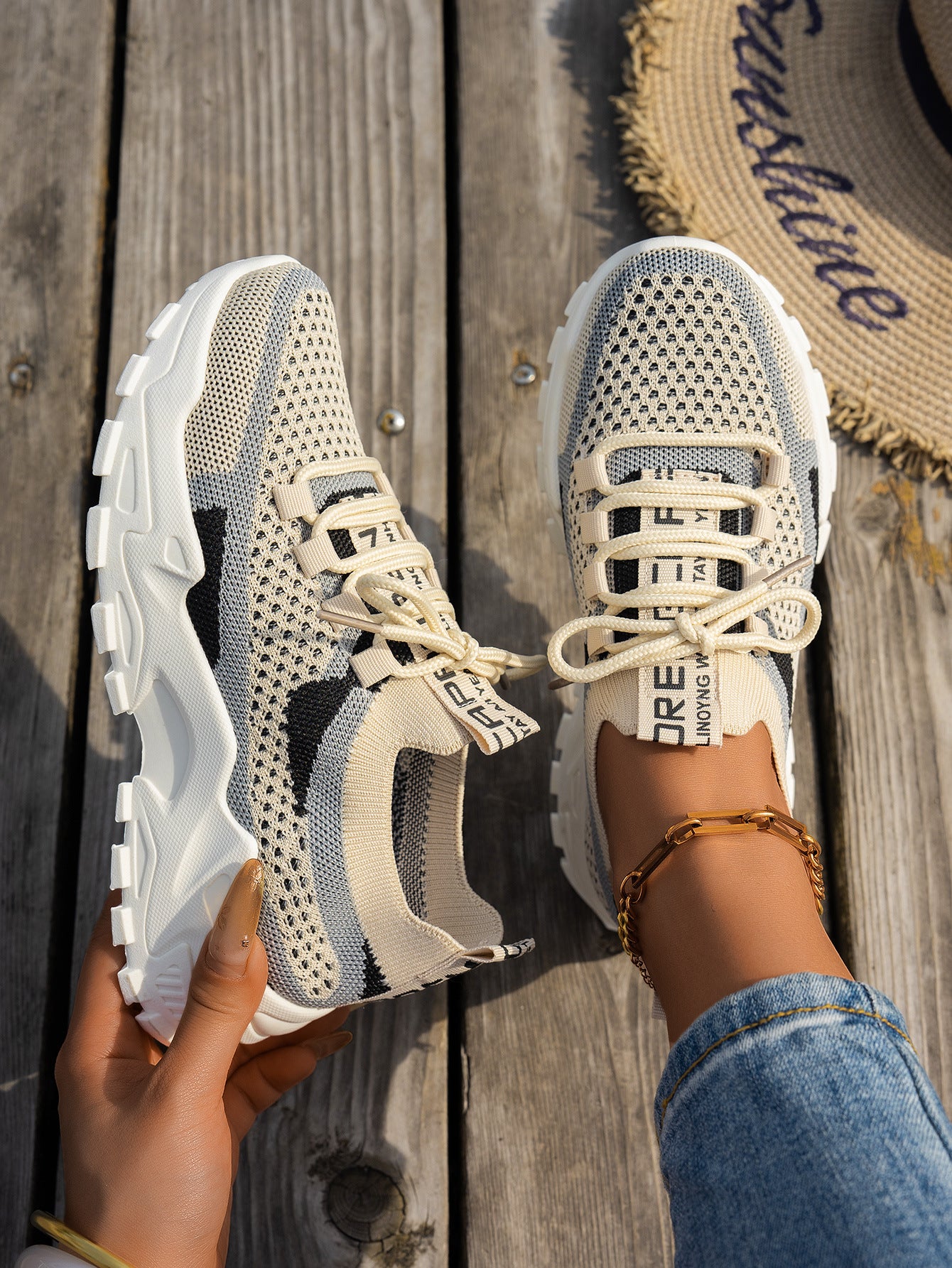 Fly-Knit Mesh Breathable Shoes