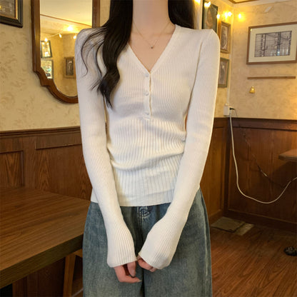 Waist-Tight V-Neck Long-Sleeved Sweater