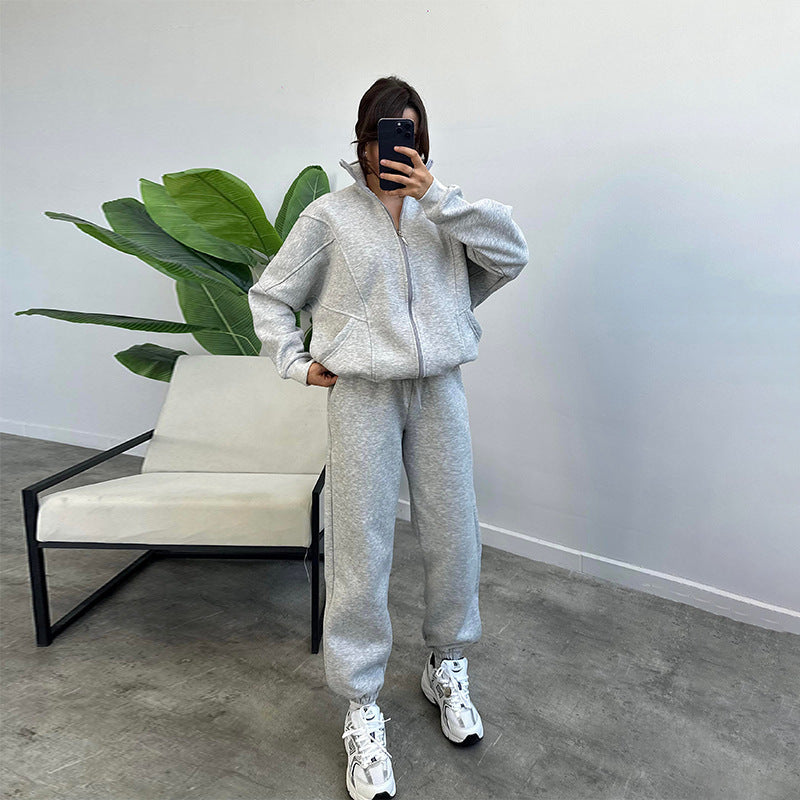 Sporty Women's Jogger's Set